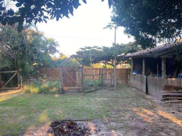 Terreno plano com 481m² no bairro Rio Tavares