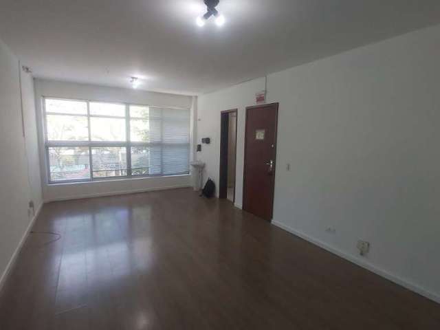 Sala Comercial de 34m² na Trindade