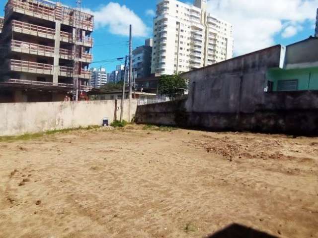 Terreno de 290m² no bairro Barreiros