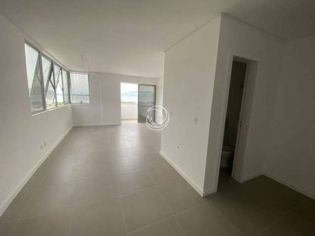 Sala Comercial de 38m² no bairro Saco Dos Limões