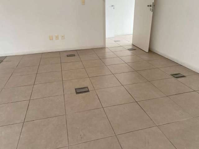 Sala Comercial de 57.68m² no bairro Centro