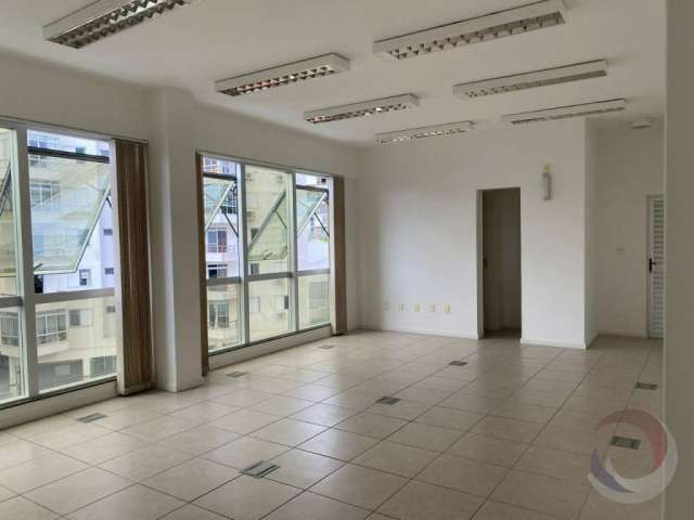 Sala Comercial de 100.19m² no bairro Centro