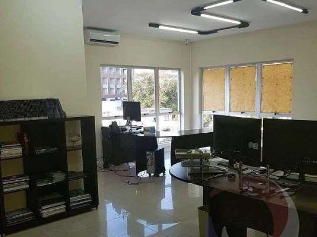 Sala Comercial de 84m² no bairro Trindade