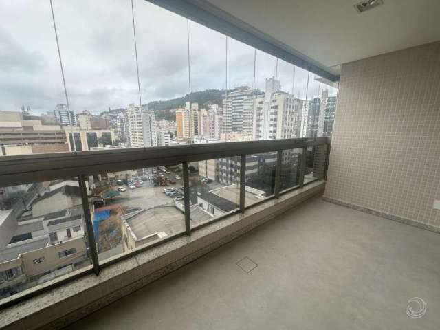 Apartamento de 3 dorms no bairro Centro