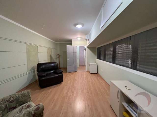 Sala Comercial de 42.35m² no bairro Centro