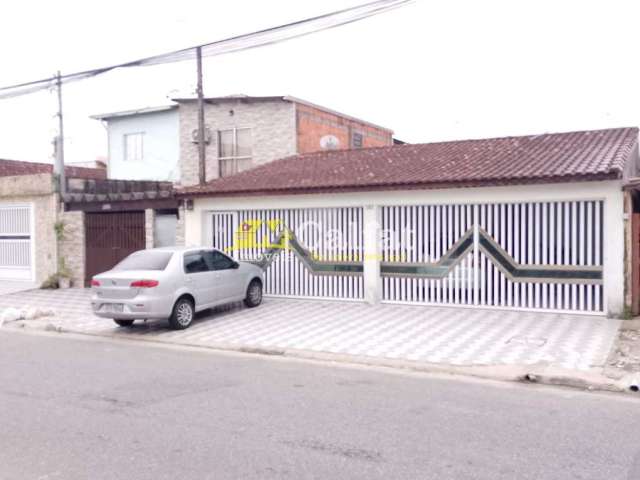 Casa em condomínio fechado com 2 quartos à venda no Nova Mirim, Praia Grande , 37 m2 por R$ 181.000