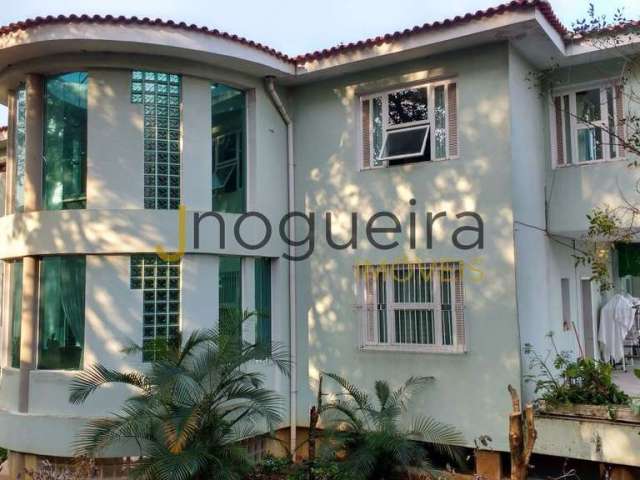 Casa com 6 dormitórios, sendo 5 suítes no Alto da Boa Vista