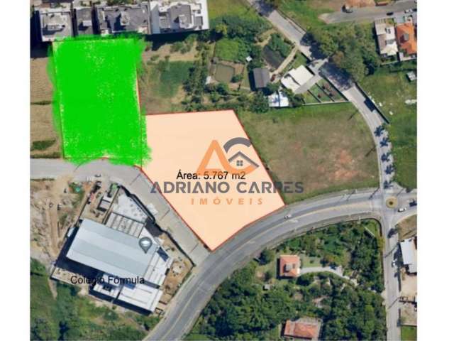 Adriano Carpes Imóveis vende terreno em Palhoça de 5.767,00 MIL M²