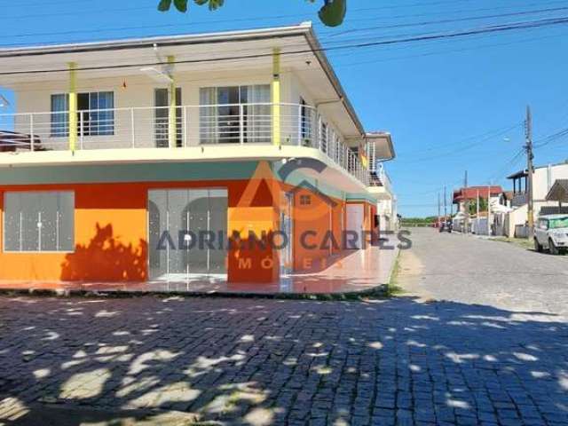 Aluga anual Sala comercial na quadra mar em Meia Praia-Navegantes