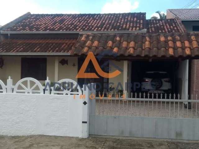 vende casa com terreno em Gravata Adraiano Carpes imoveis, vende terreno com pomar e casa anexada em Gravata Adriano CArpes