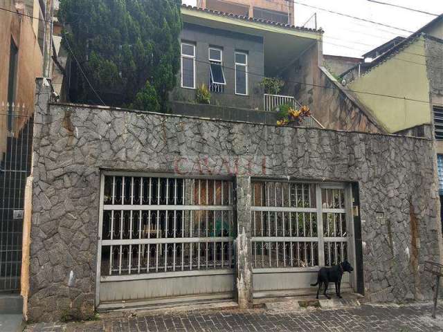 Excelente Casa Assobrada