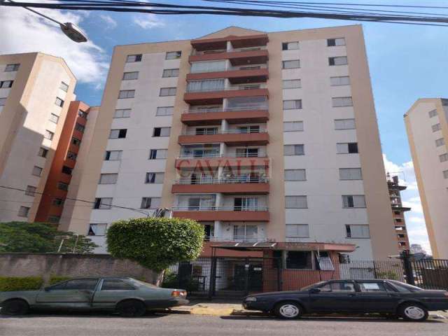 Lindo apartamento, armários em todos ambientes, fino acabamento