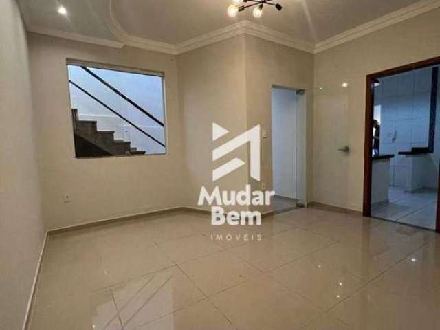 Casa com 3 dormitórios à venda, por R$ 370.000 - Bom Retiro - Betim/MG