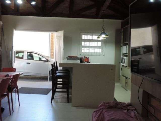 ALUGUEL TEMPORADA - casa 3 dormitórios, 100m da praia, em Canasvieiras - Florianópolis - SC