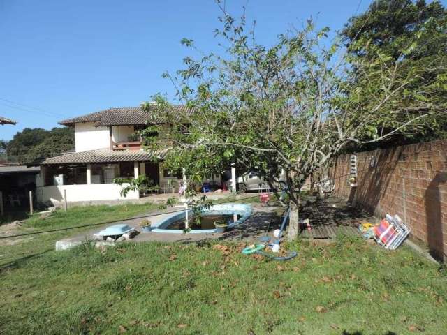 Casa e prédio à venda c/ 876 metros quadrados com 10 quartos em Vargem Grande - Florianópolis - SC