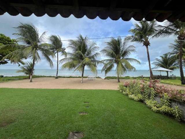 Casa a beira-mar de Tamandaré, Campas, toda mobiliada, com 1º andar, com 4 quartos, sendo 1 suíte.