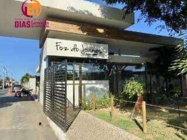 Vendo Casa nova em Casa em Condomínio Foz do Joanes em Buraquinho com 145m2, 4 suítes completas , cozinha e área de serviço com armários.