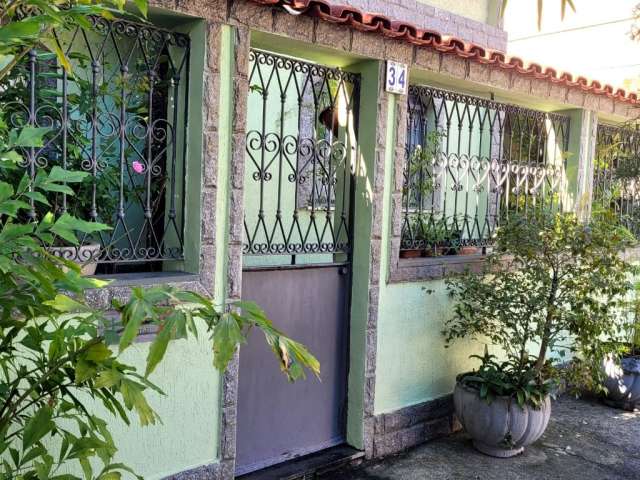 Linda casa 3 quartos em Campo Grande RJ