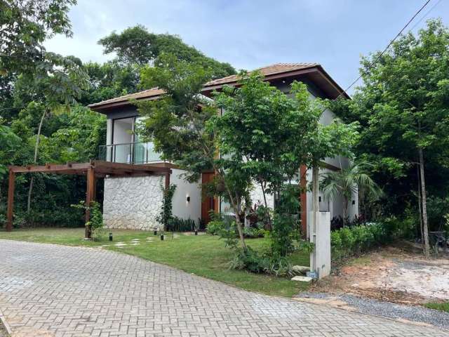 Casa à Venda (porteira fechada) no Condomínio Fazenda Praia do Forte - Açu da Torre.