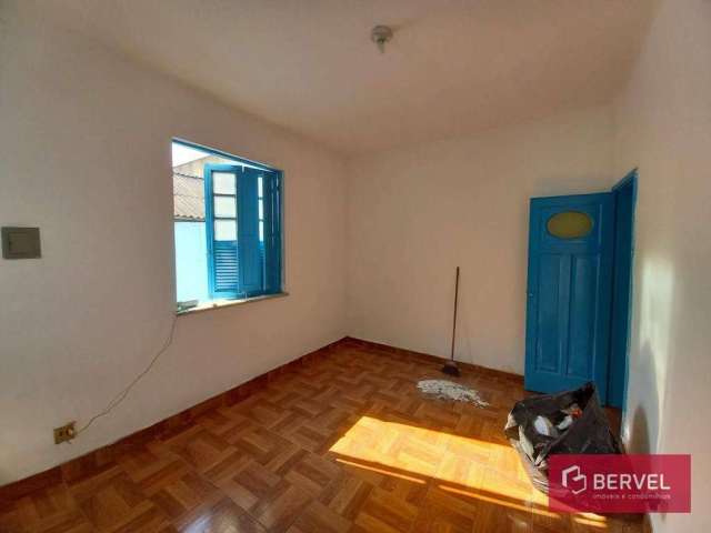 Casa com 2 dormitórios para alugar, 150 m² por R$ 1.534,50/mês - Vila Valqueire - Rio de Janeiro/RJ