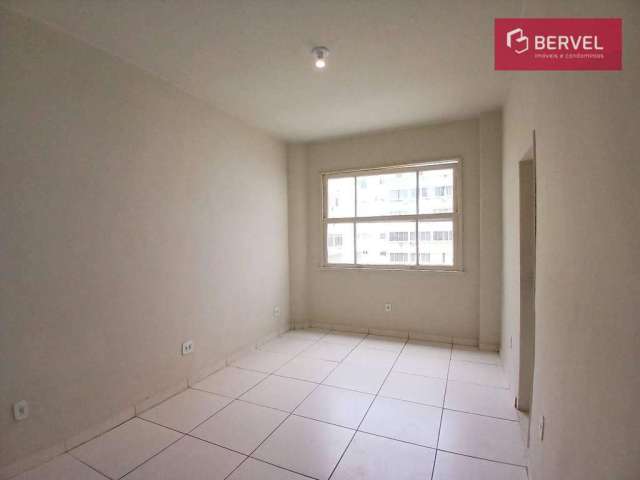 Kitnet com 1 dormitório para alugar, 31 m² por R$ 2.332,75/mês - Copacabana - Rio de Janeiro/RJ