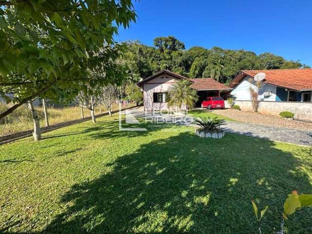 Casa à venda no bairro Quintino - Timbó/SC