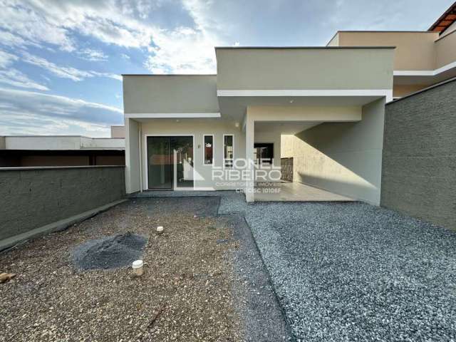 Casa com 2 dormitórios à venda, 74m² no bairro Araponguinhas em Timbó - SC