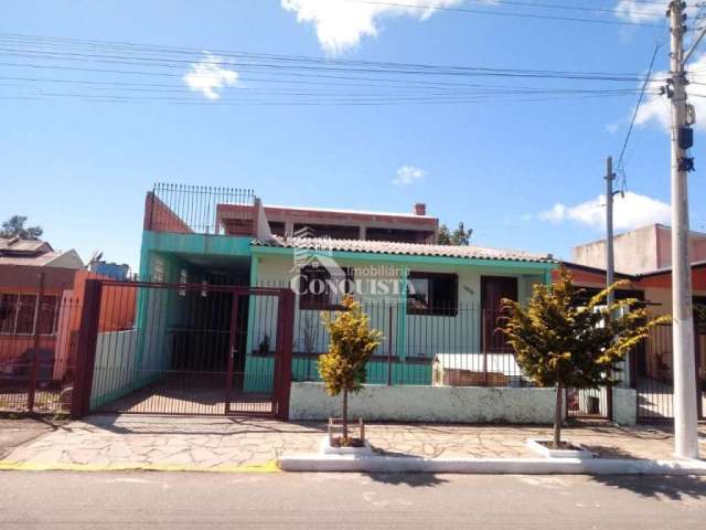 Casa com 2 quartos à venda na Rua Oscar Hypolito Denicol, 11, São Victor COHAB, Caxias do Sul por R$ 550.000