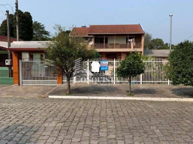 Casa com 5 quartos à venda na Avenida Orestes Albe, 69, Ana Rech, Caxias do Sul por R$ 1.000.000