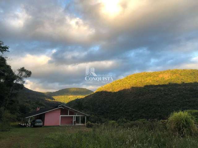 Chácara / sítio com 2 quartos à venda na Linha Santo Antonio, 5050, Santa Lúcia do Piaí, Caxias do Sul por R$ 550.000