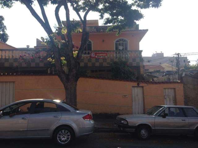 Casa à venda, 3 quartos, 1 suíte, 2 vagas, Santa Efigênia - Belo Horizonte/MG