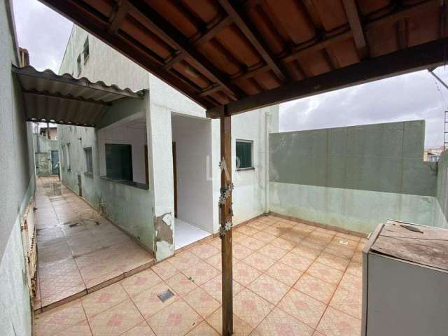 Casa à venda, 3 quartos, 1 suíte, 2 vagas, Dona Clara - Belo Horizonte/MG