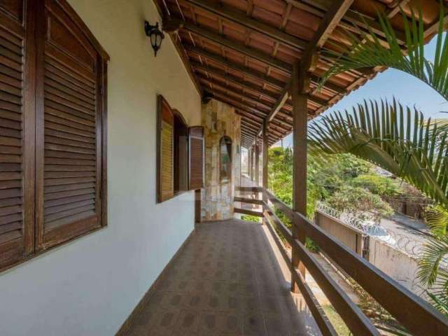 Casa à venda, 5 quartos, 2 suítes, 5 vagas, Santa Lúcia - Belo Horizonte/MG