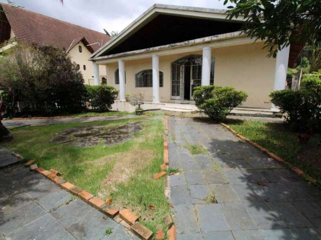 Casa à venda, 5 quartos, 2 suítes, 8 vagas, São Luiz - Belo Horizonte/MG