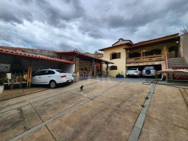 Casa à venda, 4 quartos, 1 suíte, 10 vagas, Havaí - Belo Horizonte/MG