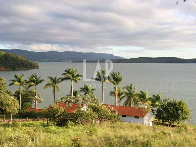 Fazenda - Sítio à venda, 3 quartos, Centro - Guapé/MG