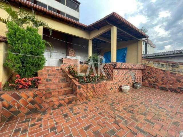 Casa à venda, 5 quartos, 1 suíte, 5 vagas, Alto Caiçaras - Belo Horizonte/MG