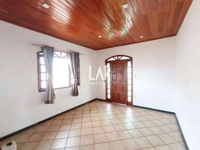 Casa Comercial para aluguel, 2 quartos, 1 suíte, 1 vaga, Floresta - Belo Horizonte/MG