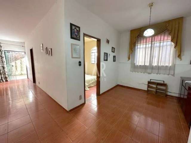 Casa à venda, 3 quartos, 1 suíte, 1 vaga, Renascença - Belo Horizonte/MG