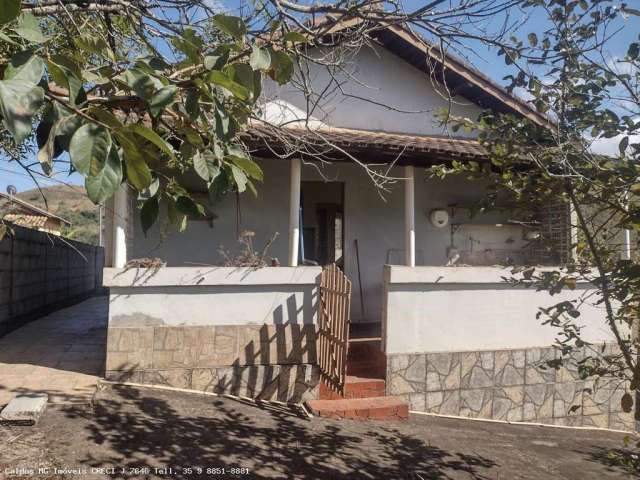 Casa para Venda em Caldas, Pocinhos do Rio Verde, 2 dormitórios, 1 banheiro