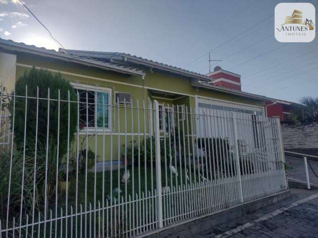 Casa para Venda em Palhoça, MADRI, 3 dormitórios, 1 banheiro, 3 vagas