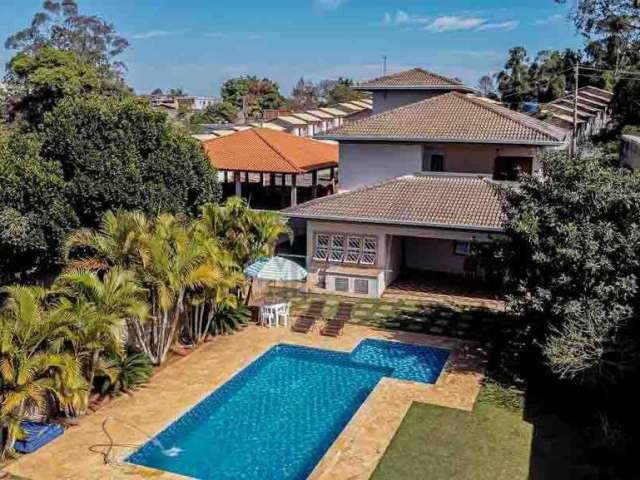 Casa com 6 quartos à venda, 420 m² por R$ 1.590.000 - Chácara Recanto Verde - Cotia/SP