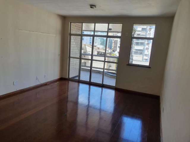 Excelente apartamento amplo andar alto indevassado