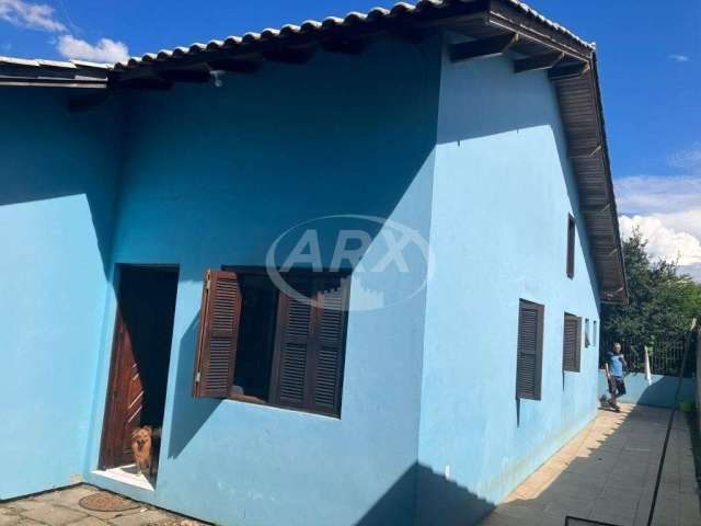 Casa com 3 quartos à venda na Rua Argentina, 479, São José, Canoas por R$ 490.000