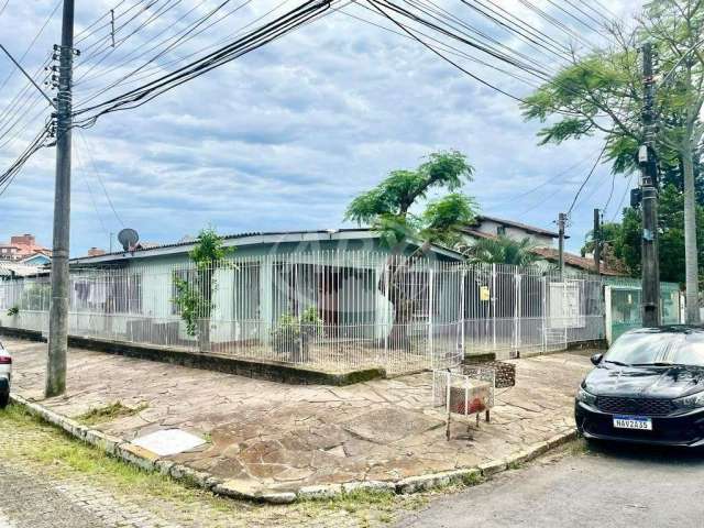 Casa com 8 quartos à venda na Rua Luís Maurício Scolari, 100, Igara, Canoas por R$ 645.000