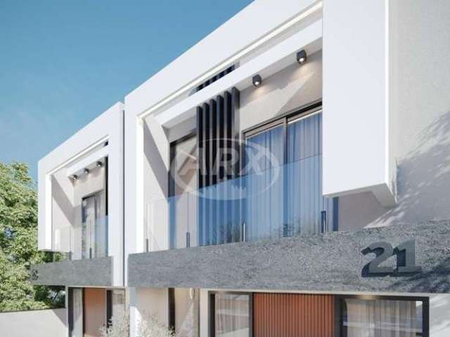 Casa com 3 quartos à venda na Rua Henrique Kranen Filho, 21, Estância Velha, Canoas por R$ 898.000