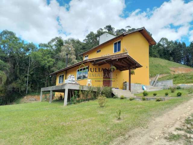 CASA Á VENDA com 200m², terreno com 4,5 HECTARES, Taquaras - RANCHO QUEIMADO SC