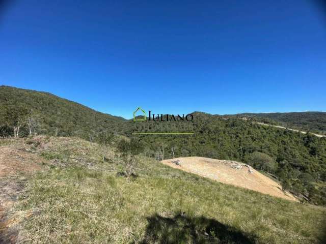 TERRENO Á VENDA com 3,4 hectares, com VISTA para o LAGO - RANCHO QUEIMADO SC