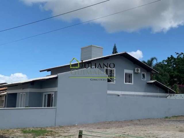 Belíssima casa mobiliada à venda em parque são jorge - florianópolis/sc