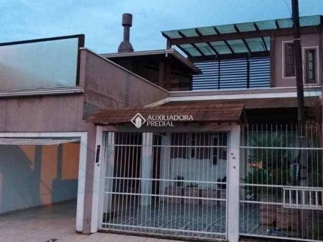 Casa com 3 quartos à venda na Rua Maringá, 532, Parque da Matriz, Cachoeirinha, 100 m2 por R$ 422.990